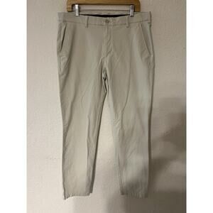 Vineyard Vines Performance 36x30 Beige Golf Chino Pants Stretchy